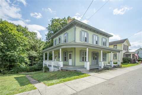 214 Lincoln St, Parker, PA 16049