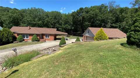 40 Oak, Youngwood, PA 15697