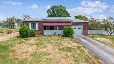 216 Hoover Rd, Unity, PA 15601