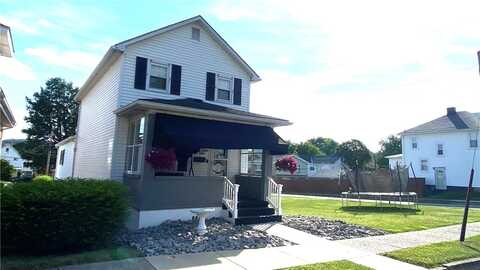 306 Beale Ave, Leechburg, PA 15656