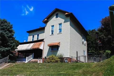 825 North Ave, Braddock, PA 15104