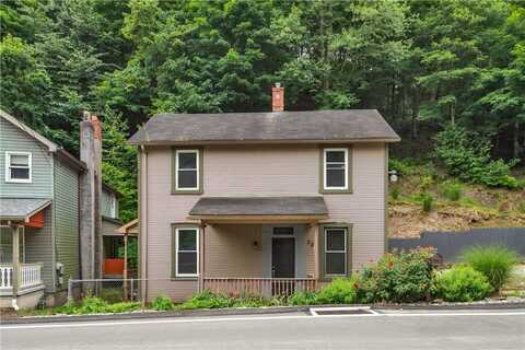 203 Coal Valley Rd, Clairton, PA 15025