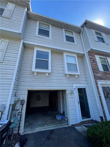 115 Rossmor Ct., Reese, PA 15229