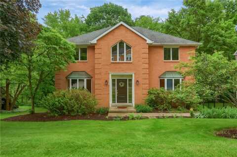 349 Cloverdale Dr, Pine Grv Mls, PA 15090