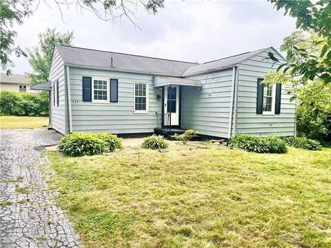 1124 Plum St, Sharon, PA 16146