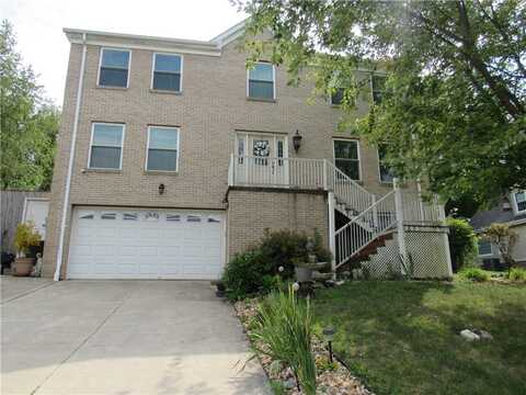 12 Surrey Dr, Carroll Park, PA 15063