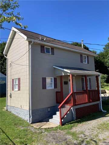 712 Rear Park Ave., Ellwood City, PA 16117