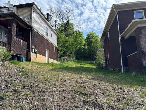 516 Shelbourne Ave, Wilkinsburg, PA 15221