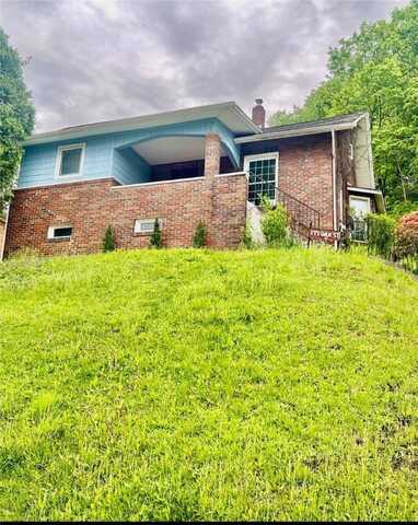 177 Oak St, Leidy, PA 15003