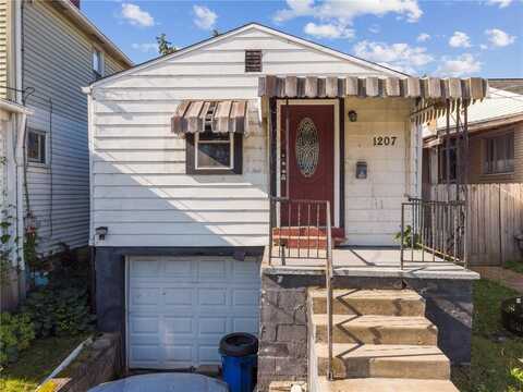 1207 Oxford St, Westwood, PA 15205