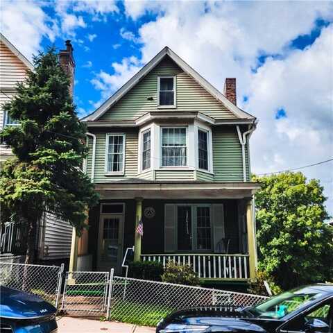 816 Spring St, Braddock, PA 15104