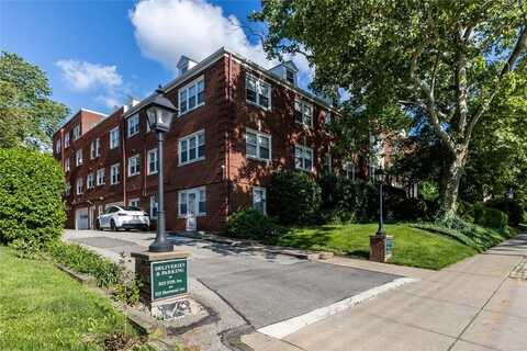 825 Morewood Ave, Shadyside, PA 15213