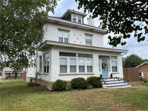 555 E Walnut, Franklin, PA 15370