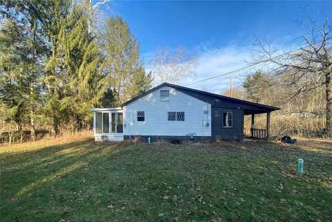 219 Cool Springs Lane, Ligonier, PA 15658