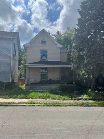 710 Brooklyn Avenue, New Castle, PA 16101