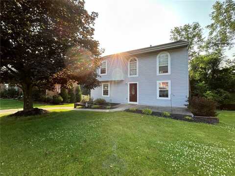 136 Dinwiddie Dr, Plum, PA 15068