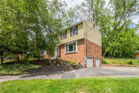 2266 Morrow Rd, Upper Saint Clair, PA 15241