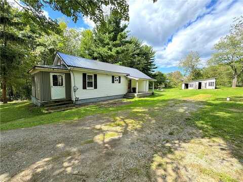 728 Bear Rocks Rd, Bullskin Twp, PA 15610