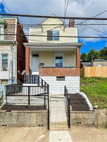 2126 Lowrie St, Troy, PA 15212