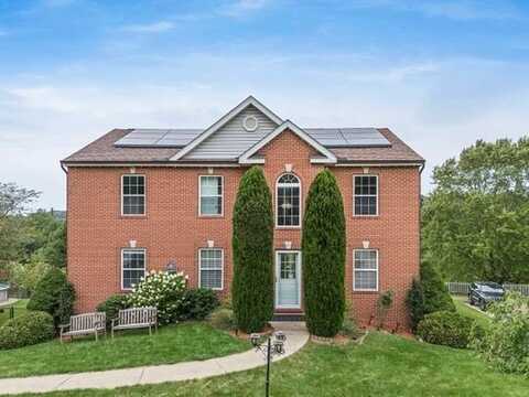 482 Shelbourne Dr, Plum, PA 15239