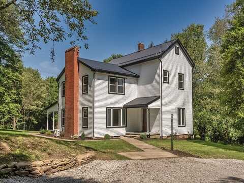 110 Winters Rd, Penn, PA 16002