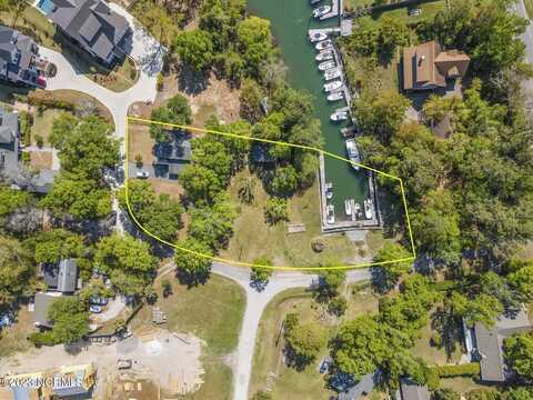 1910 Sneeden Drive, Wilmington, NC 28411