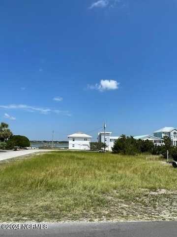 809 Channel Boulevard, Topsail Beach, NC 28445