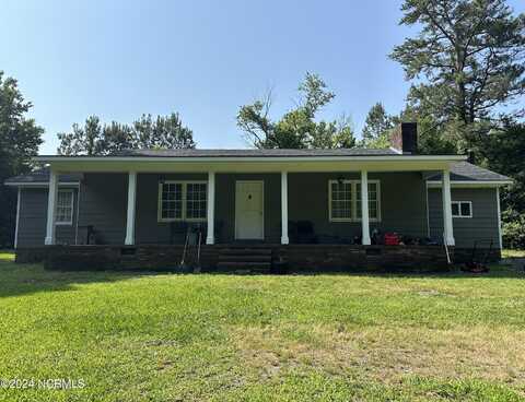 890 N Pine Street, Warsaw, NC 28398