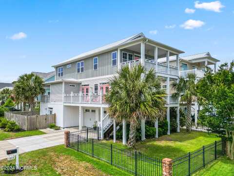 1404 Pinfish Lane, Carolina Beach, NC 28428