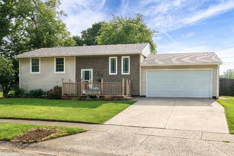 510 Caldwell Circle, New Carlisle, OH 45344