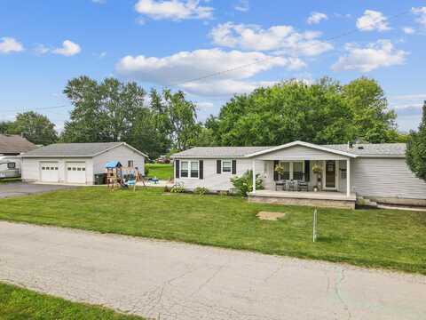 135 E Elm Street, Bradford, OH 45308