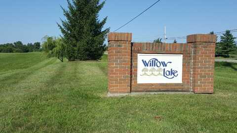 6482 Willow Lake Drive, Greenville, OH 45331