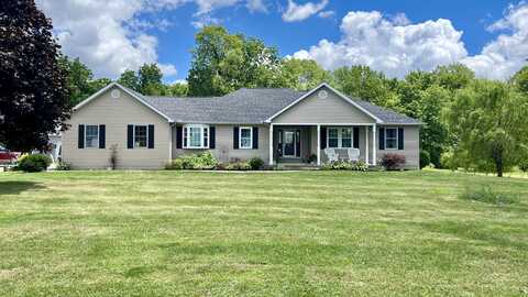 4585 N Lostcreek Shelby Road, Casstown, OH 45312