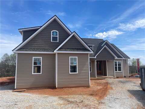 207 Nellie Road, Walhalla, SC 29691