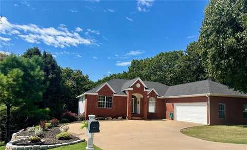 8673 Apple Glen ST, Rogers, AR 72756