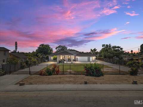 1805 M Street, Bakersfield, CA 93304