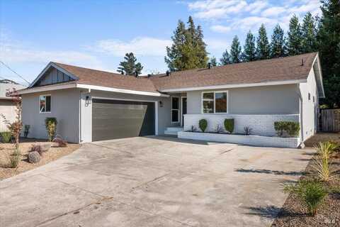 2254 Yucca Street, Santa Rosa, CA 95405