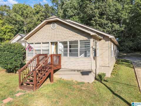 212 W 4TH AVENUE, ONEONTA, AL 35121