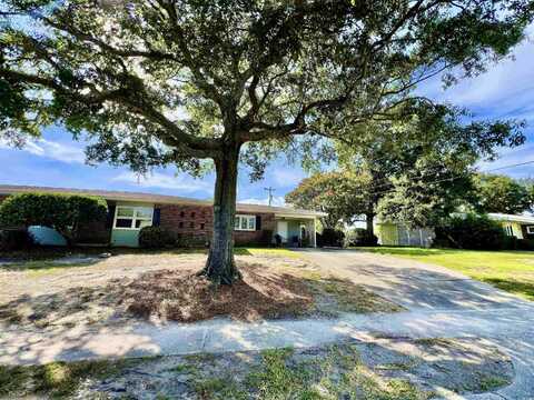 677 Hemlock Ave., Myrtle Beach, SC 29577