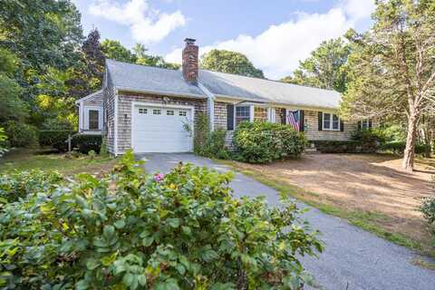 87 Captain Linnell Road, Orleans, MA 02653