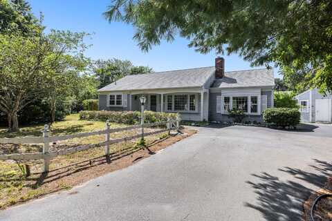 21 Johnson Lane, West Yarmouth, MA 02673