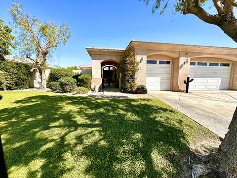 62 Victor Hugo Road, Rancho Mirage, CA 92270