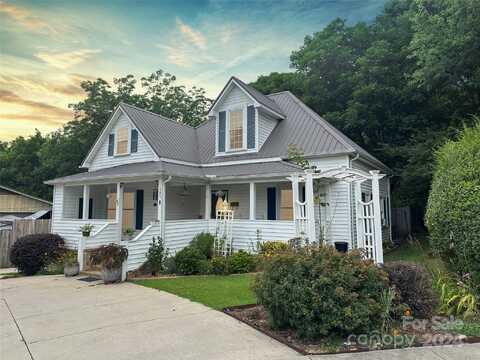 185 Park Avenue, Marion, NC 28752