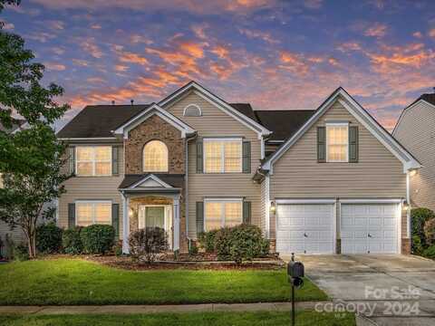 13808 Mallard Lake Road, Charlotte, NC 28262