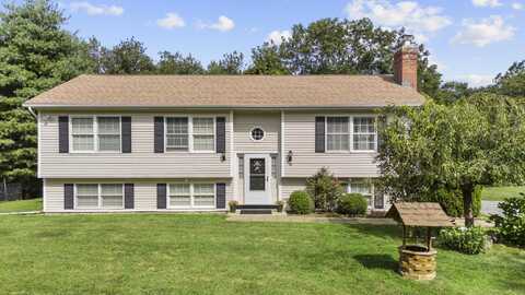 15A Botsford Hill Road, Newtown, CT 06470