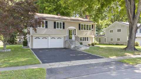 184 Sigwin Drive, Fairfield, CT 06824