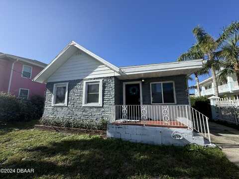 415 N Wild Olive Avenue, Daytona Beach, FL 32118