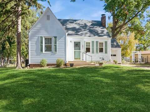 3891 68th Street, Urbandale, IA 50322