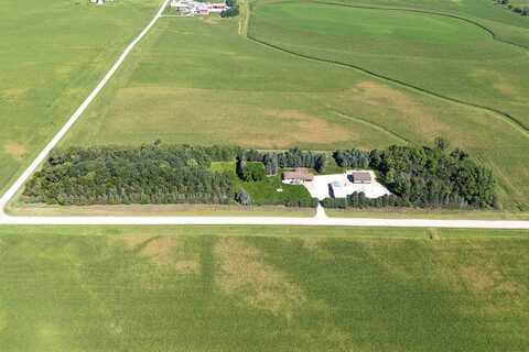 28841 E. Worthington Rd., Farley, IA 52046