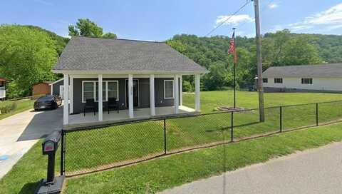 152 North Buckingham Avenue, West Van Lear, KY 41265